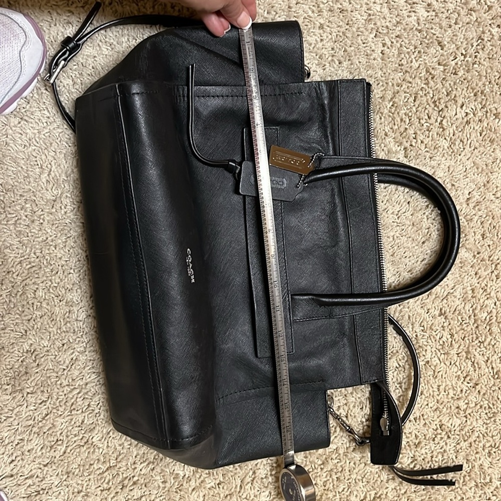 ❌SOLD❌COACH Bleeker Riley saffiano large black leather purse, 30149, EUC - Picture 13 of 15